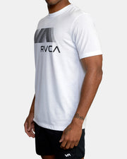 RVCA - VA  BLUR - SHORT SLEEVE T-SHIRT - WHITE