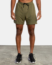 RVCA - VA SPORT -  SPORT VENT RUNNING SHORTS 15" - OLIVE