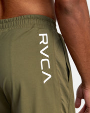 RVCA - VA SPORT -  SPORT VENT RUNNING SHORTS 15" - OLIVE