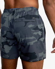 RVCA YOGGER 15 RUNNING SHORTS - CAMO