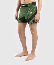 UFC VENUM PRO LINE MENS SHORTS - GREEN