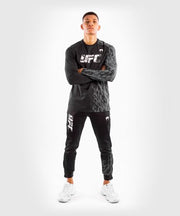 UFC VENUM AUTHENTIC FIGHT WEEK MEN'S LONG SLEEVE T-SHIRT - BLACK